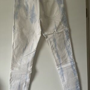 GAP White Skinny Ankle Pant with Light Blue Tie-dye Accents